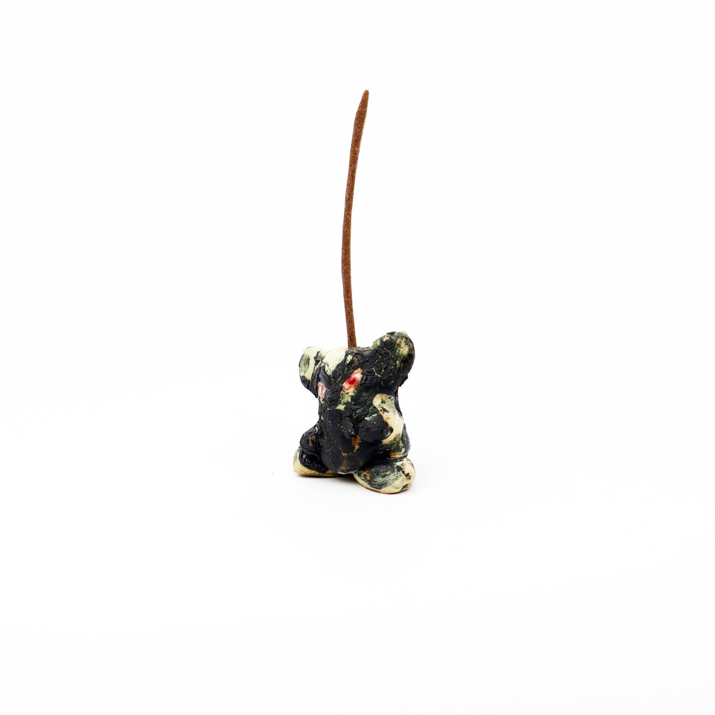 Nomi incense holder