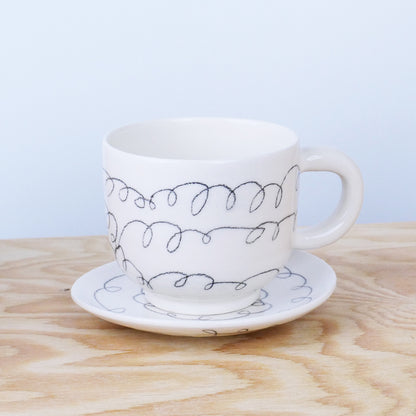 Crayon lines mug & saucer