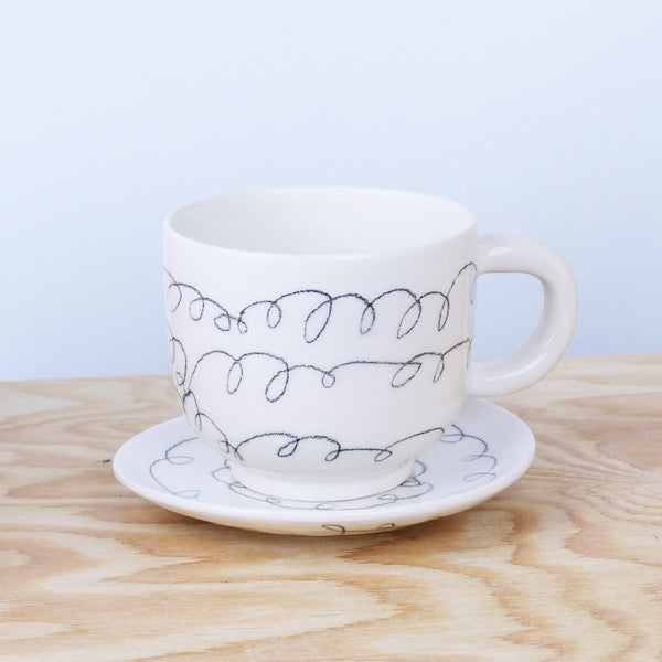 Crayon lines mug & saucer