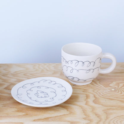 Crayon lines mug & saucer