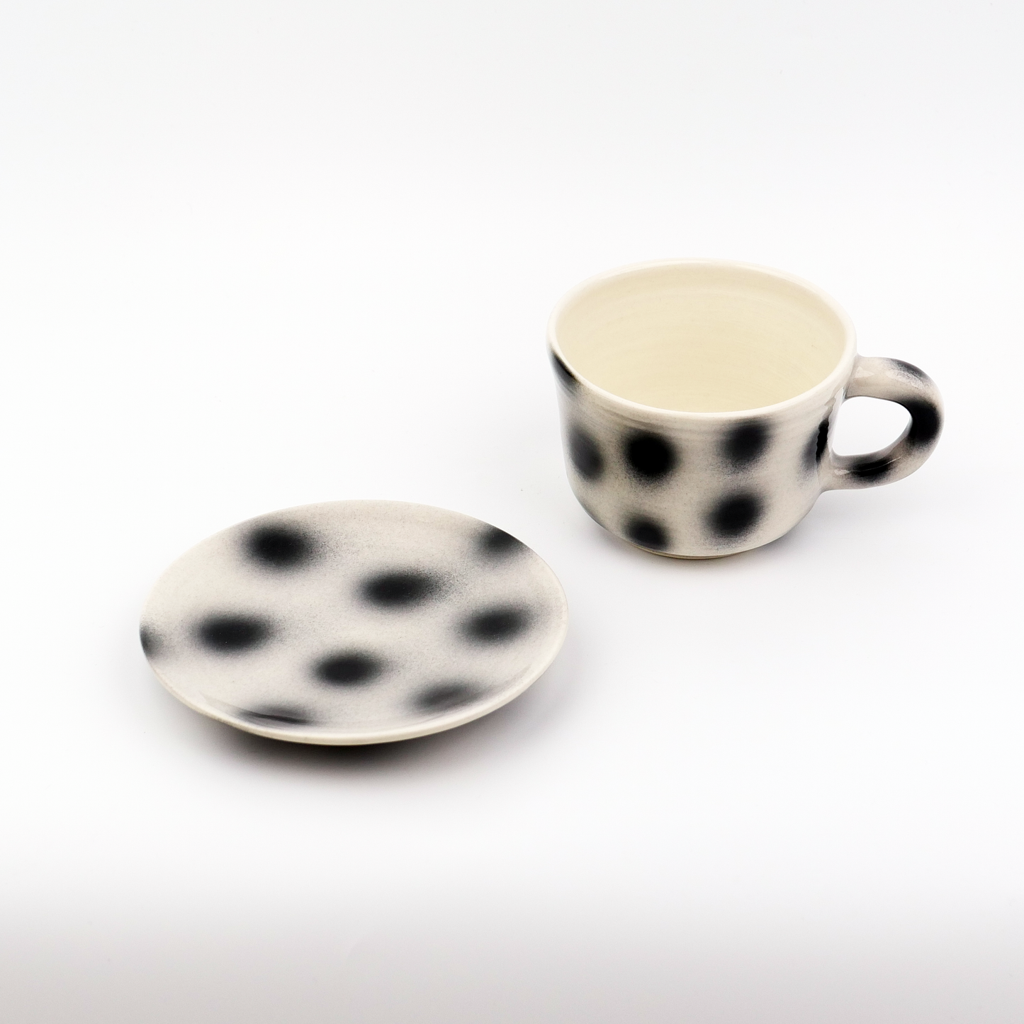 Spray gun mug & saucer