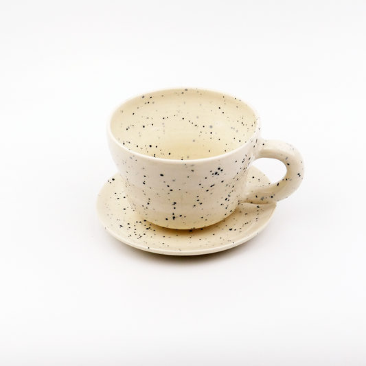 Gray Scale Dot mug & saucer
